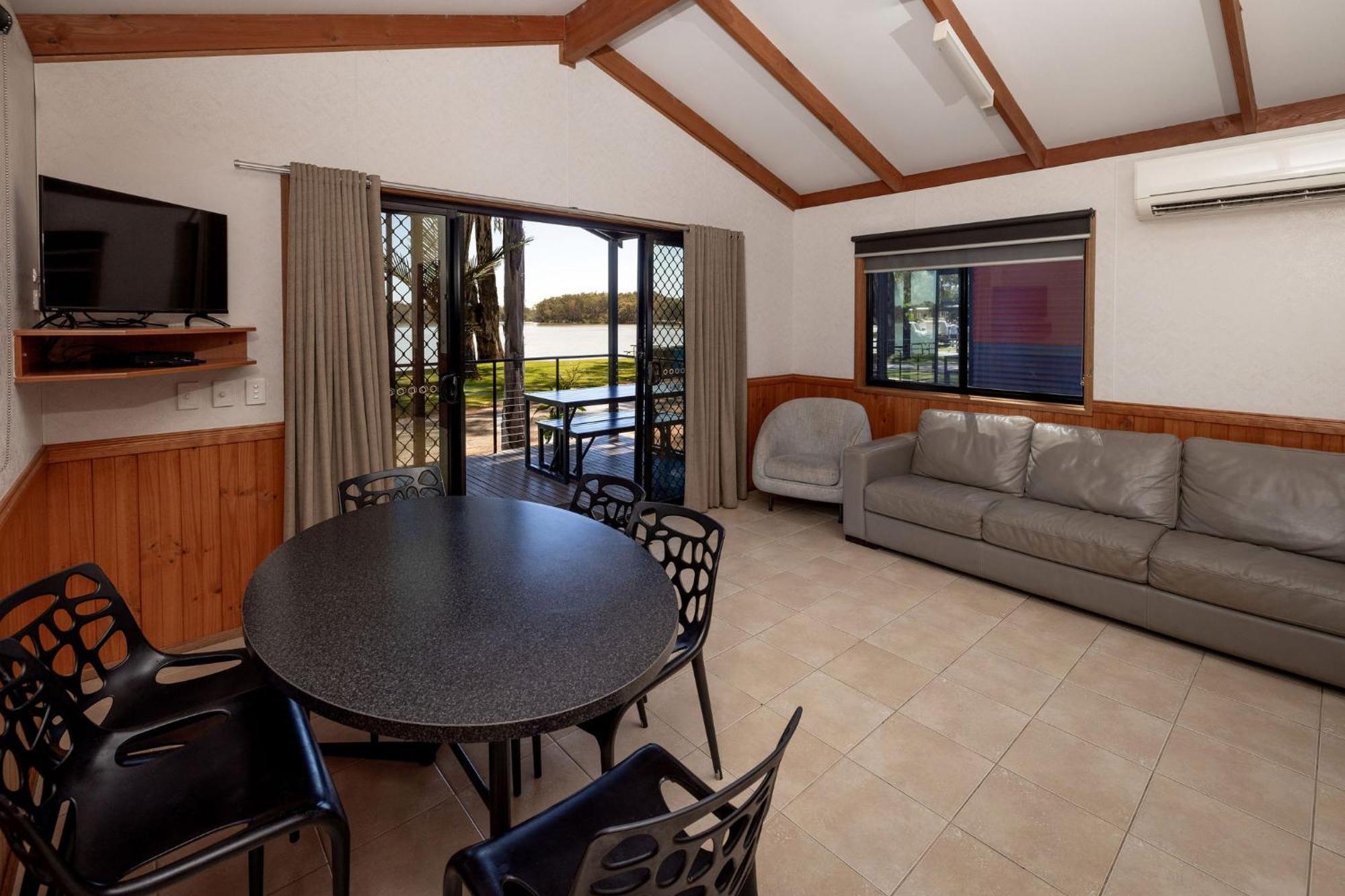 Big4 Renmark Riverfront Holiday Park Esterno foto