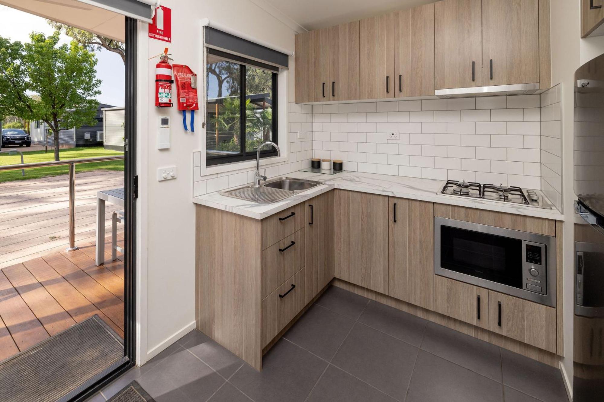 Big4 Renmark Riverfront Holiday Park Esterno foto