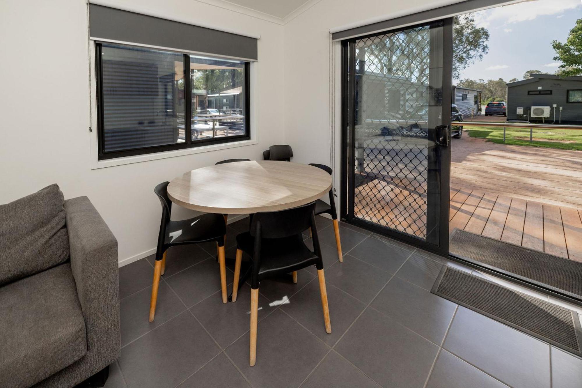 Big4 Renmark Riverfront Holiday Park Esterno foto