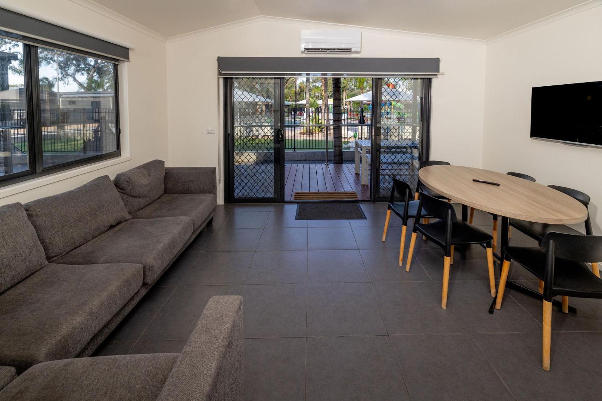 Big4 Renmark Riverfront Holiday Park Esterno foto